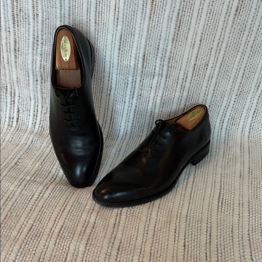 Beckett Simonon Valencia Wholecuts in Black Leather. Men’s 10D.